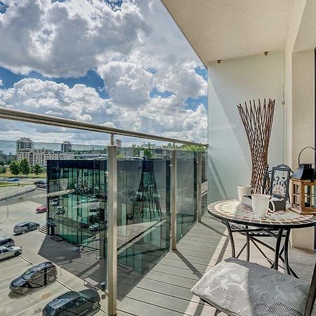 Bright Apartment Near Akropolis Vilna Exterior foto